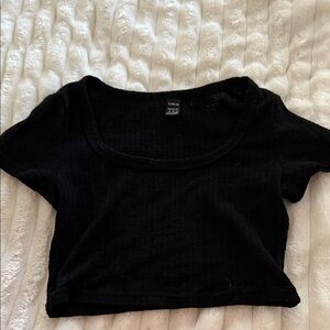 SHEIN Classic Black Crop Top